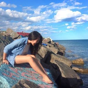 Meet your Posher, Jennifer